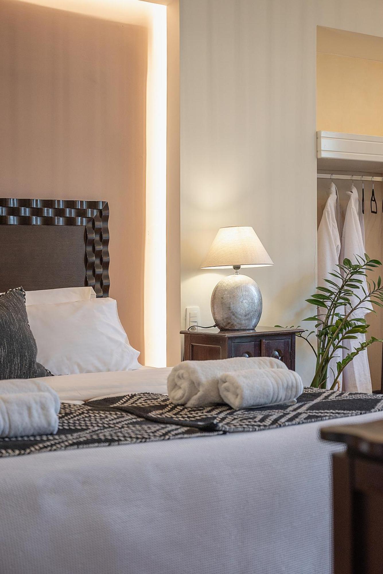 Vranas Ambiance Hotel Chania  ภายนอก รูปภาพ
