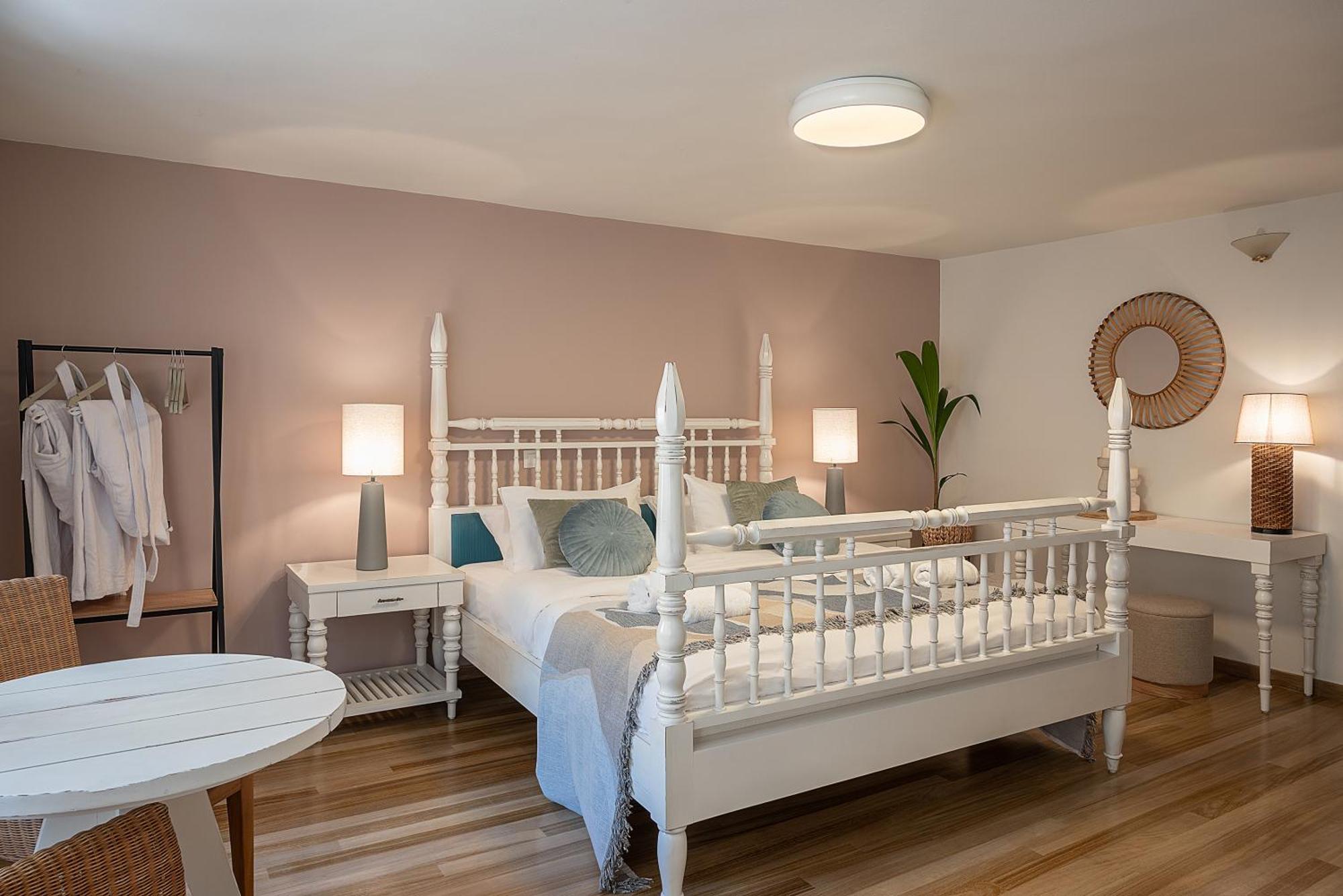 Vranas Ambiance Hotel Chania  ภายนอก รูปภาพ
